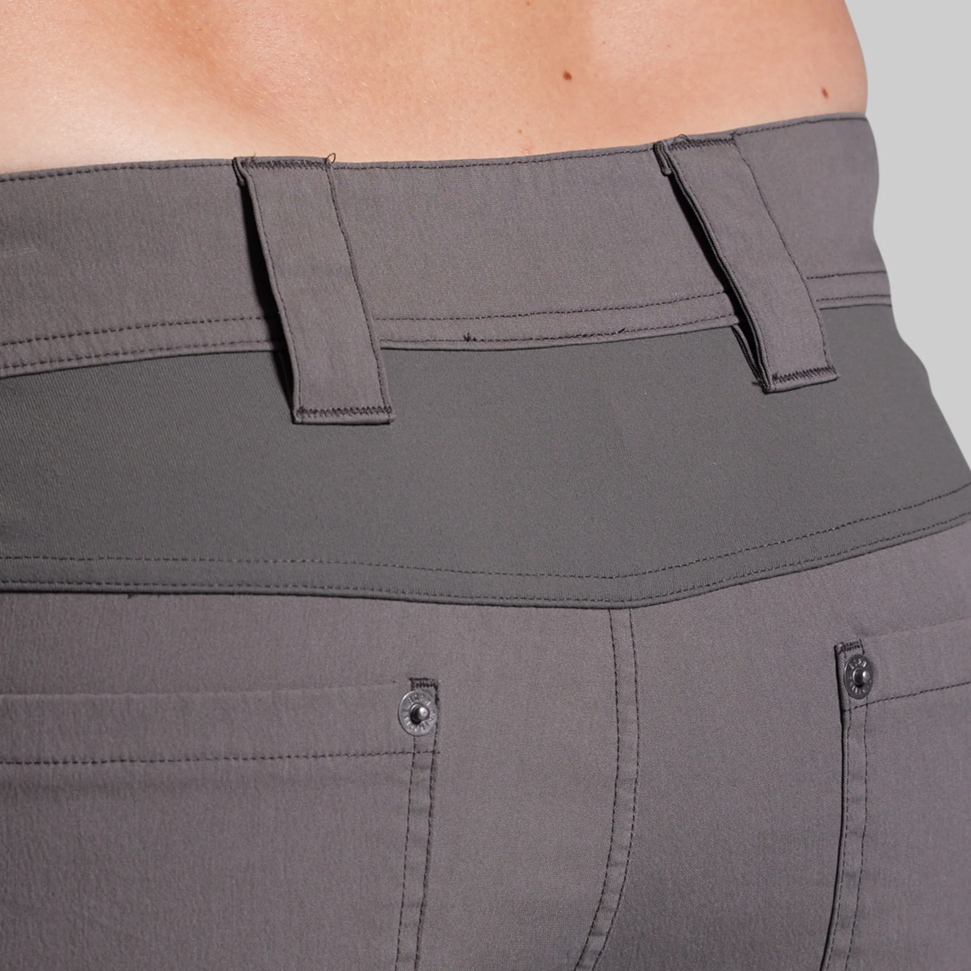 Maverick Short 9" (Gunmetal) - Image 5