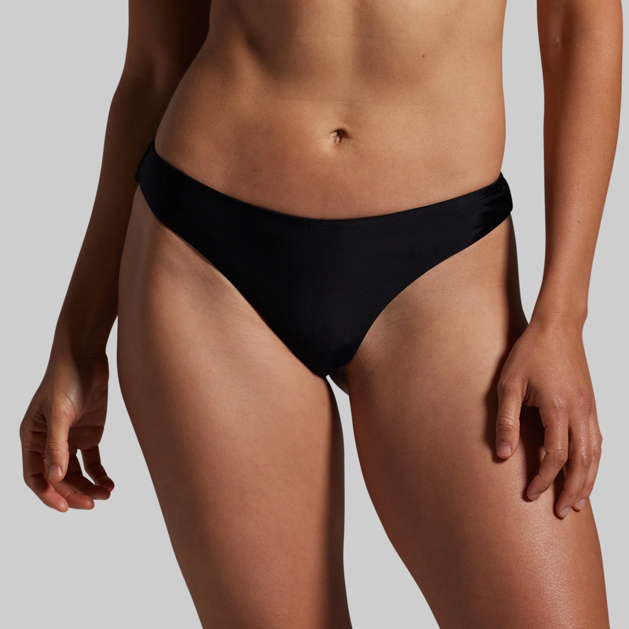 Sun Seeker Cheeky Thong Set (Black) - Image 7